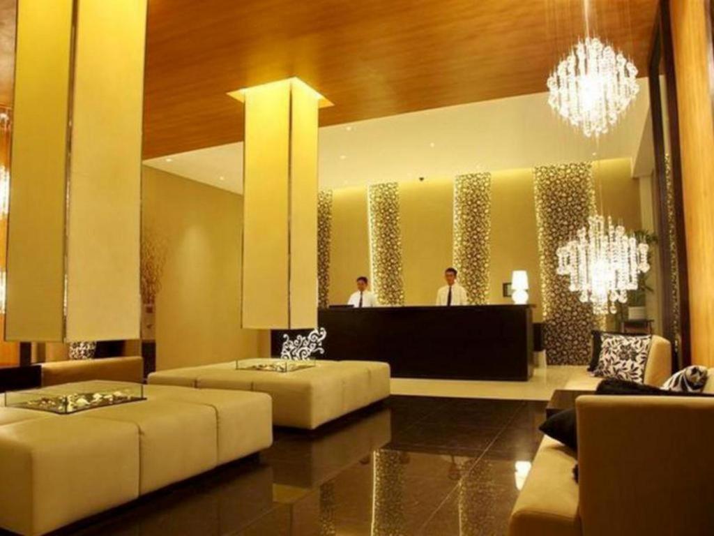 Green Valley Resort Purwokerto Εξωτερικό φωτογραφία