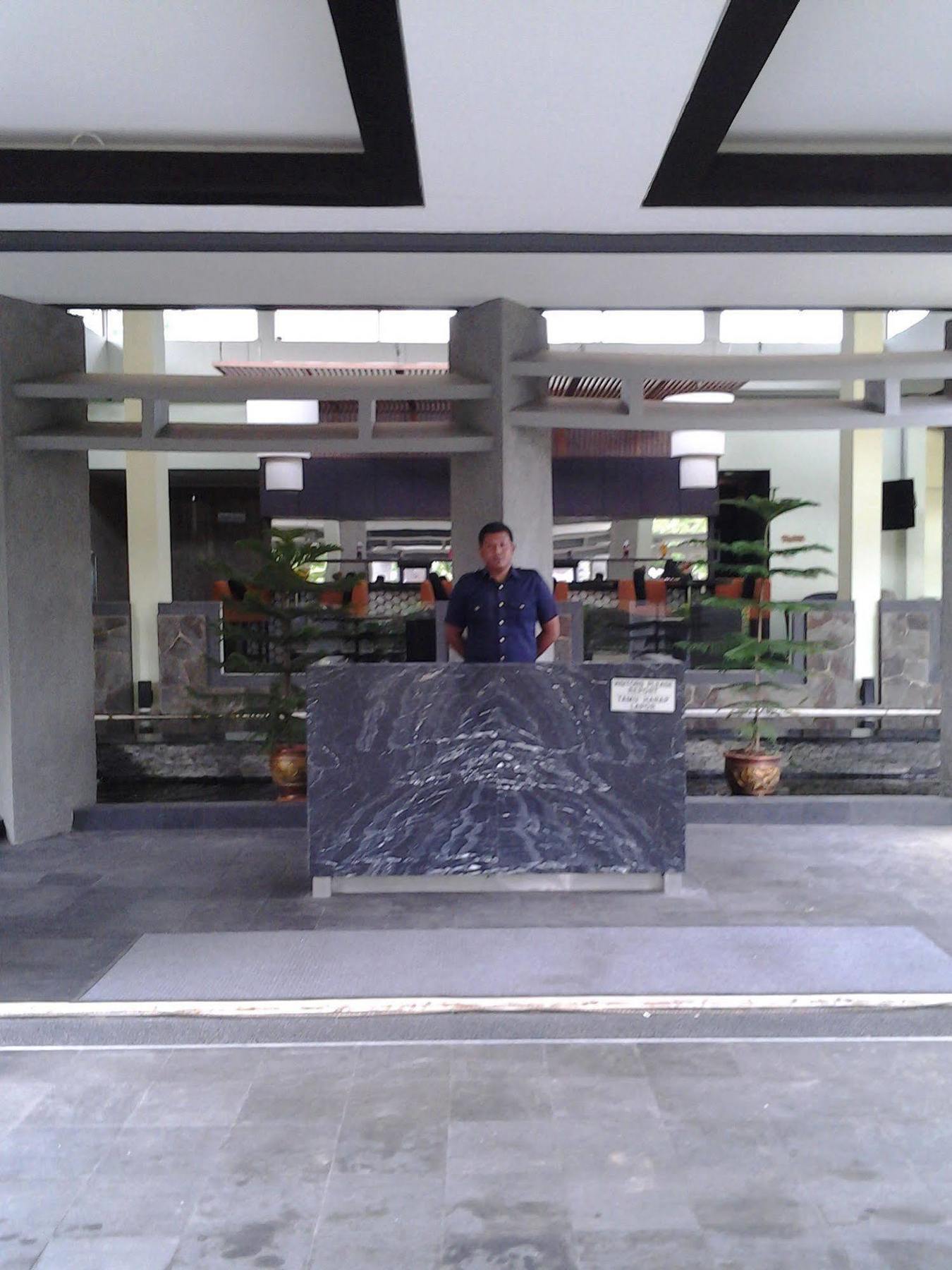 Green Valley Resort Purwokerto Εξωτερικό φωτογραφία